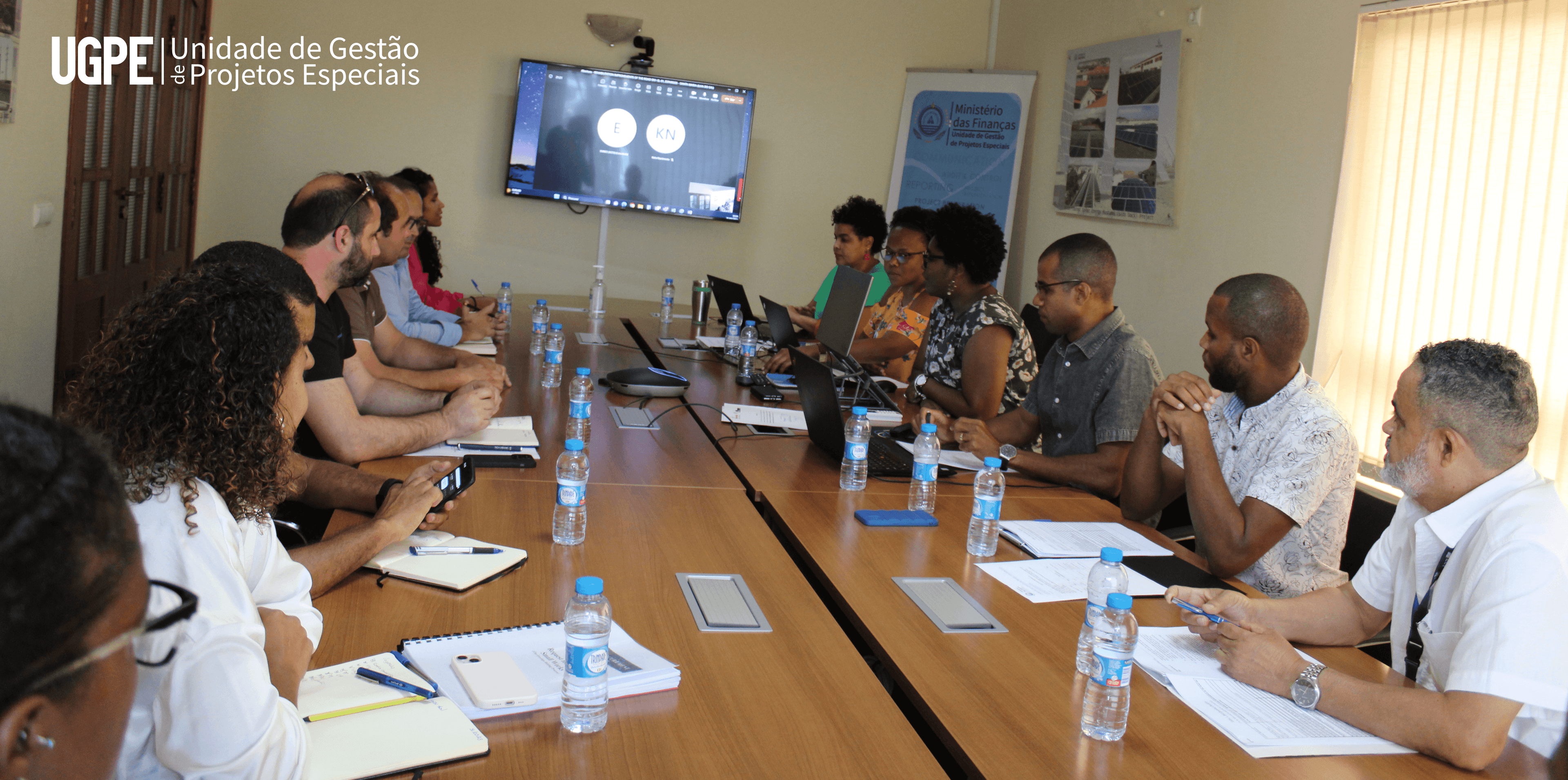 Concurso da Empreitada para Melhoramentos e Reabilitação da Estrada  EN1-SL-01, Espargos- Santa Maria (Ilha do Sal): Sessão de abertura das propostas do Concurso