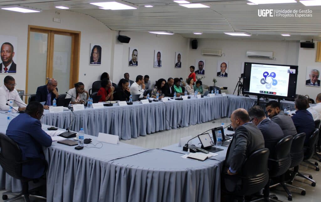 Parceria Público-privada na Saúde: O Caso do Hospital Nacional de CV debatido em Workshop
