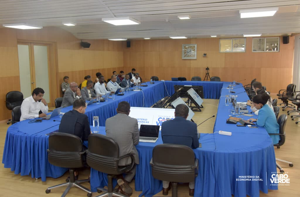 Reunião de balanço da missão do Projeto Digital Cabo Verde destaca avanços e próximos passos