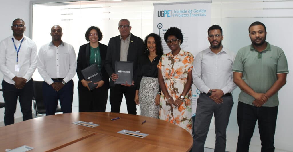 UGPE formalizes contract for construction of Passenger Maritime Terminal in Praia (Santiago)