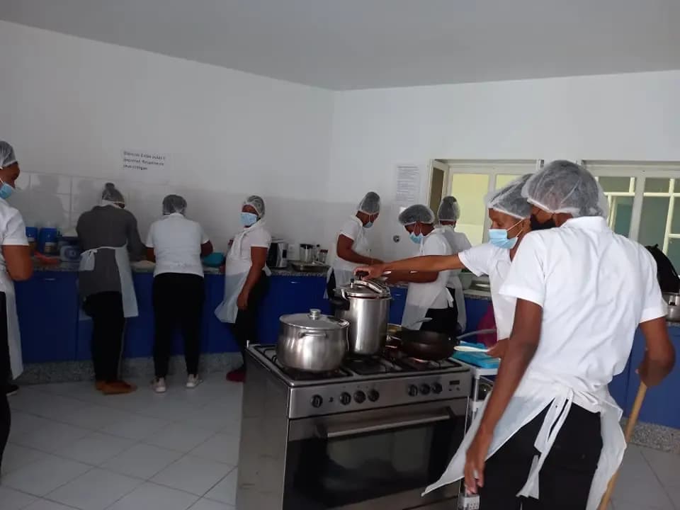 Formação em técnicas de cozinha enquadrado no Projeto Inclusão Produtiva